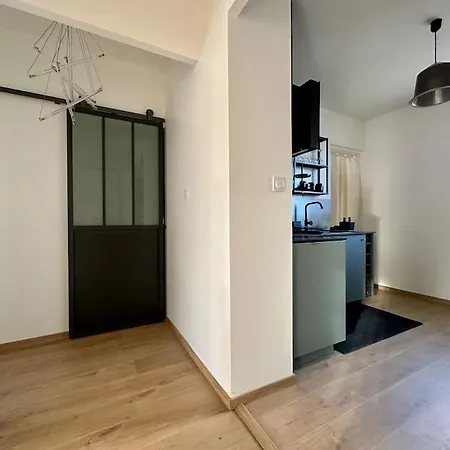 Le Lutz Апартаменты Ним